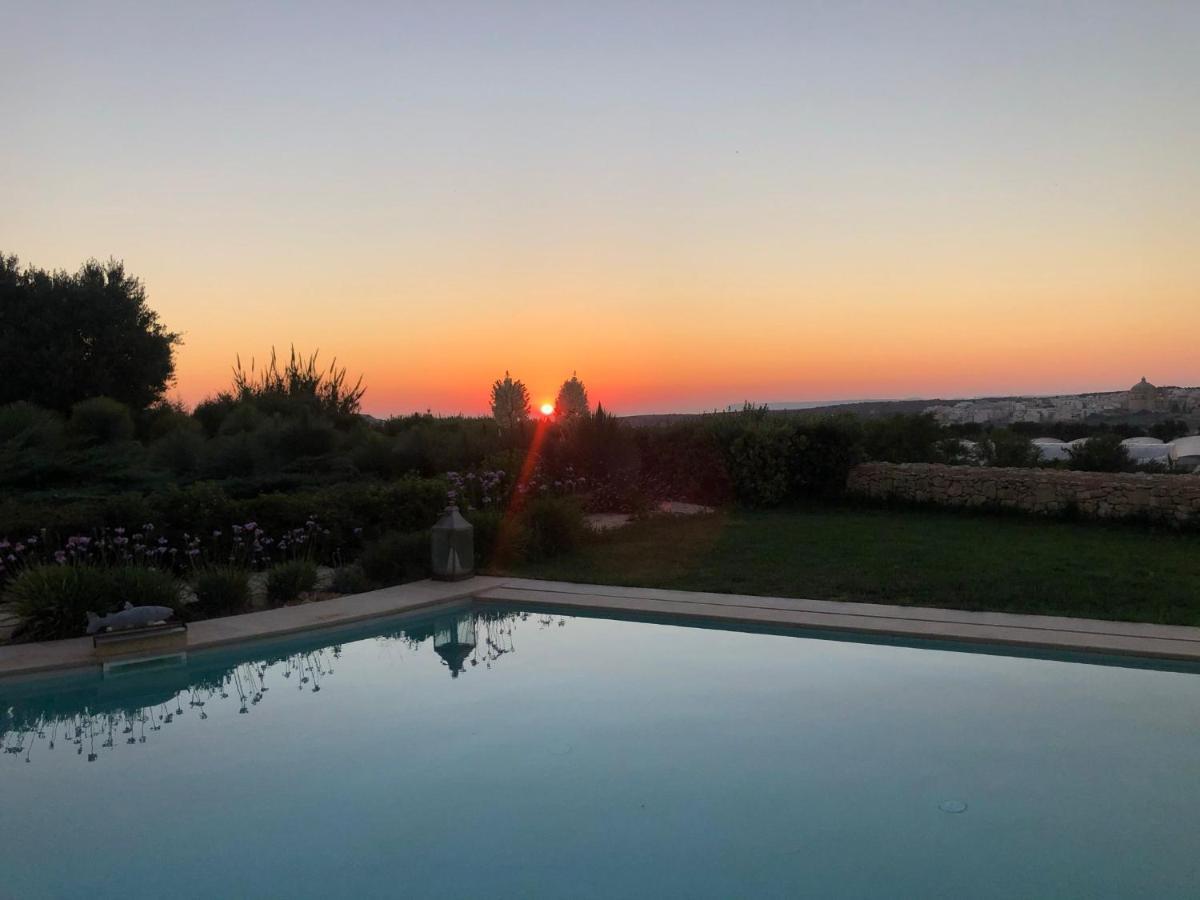 Sunset Oasis Villa L-Imgarr Екстериор снимка